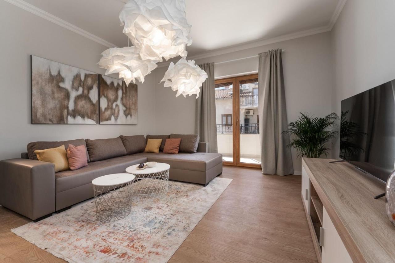 Apartments Alloro By Seeadria Agency Novigrad  ภายนอก รูปภาพ